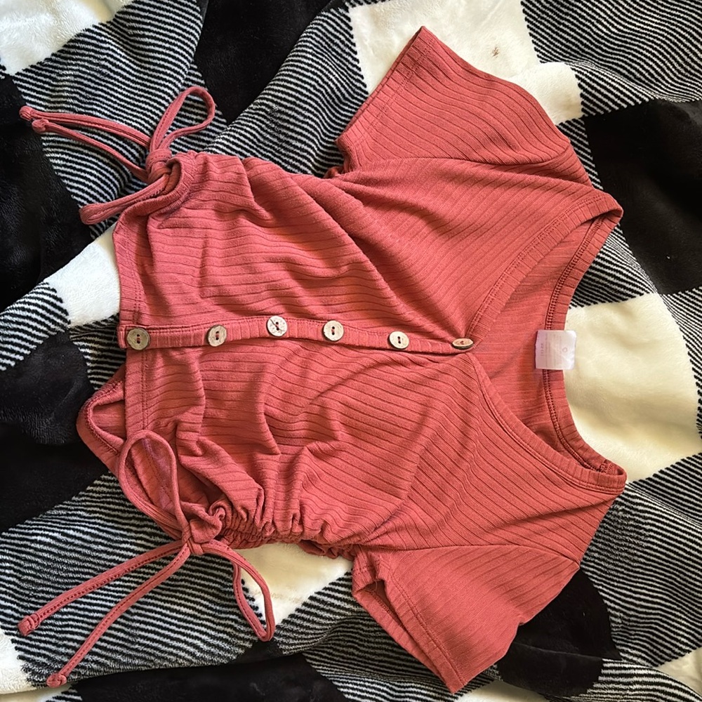 This has only been worn once or twice